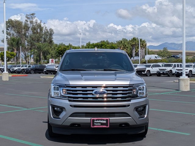 Used 2020 Ford Expedition XLT w/ Equipment Group 202A image 2