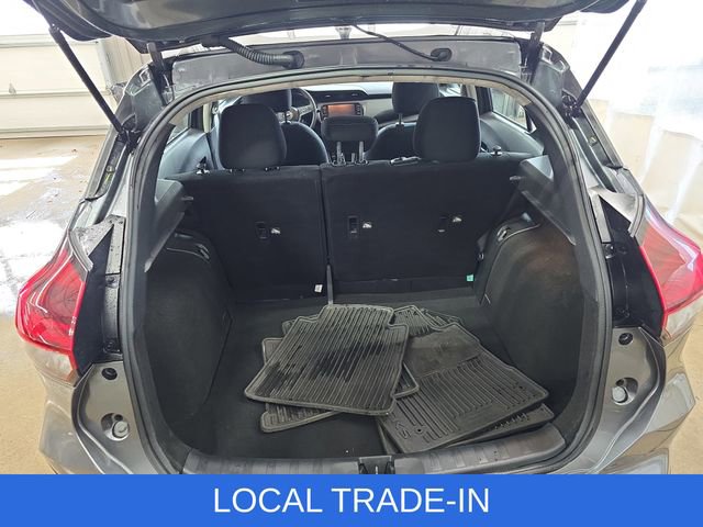 Used 2023 Nissan Kicks SV image 13