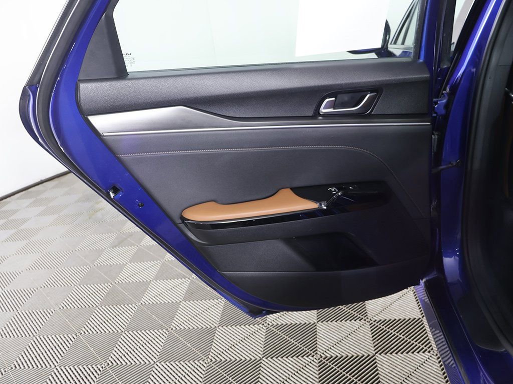 Used 2022 Kia K5 GT image 27