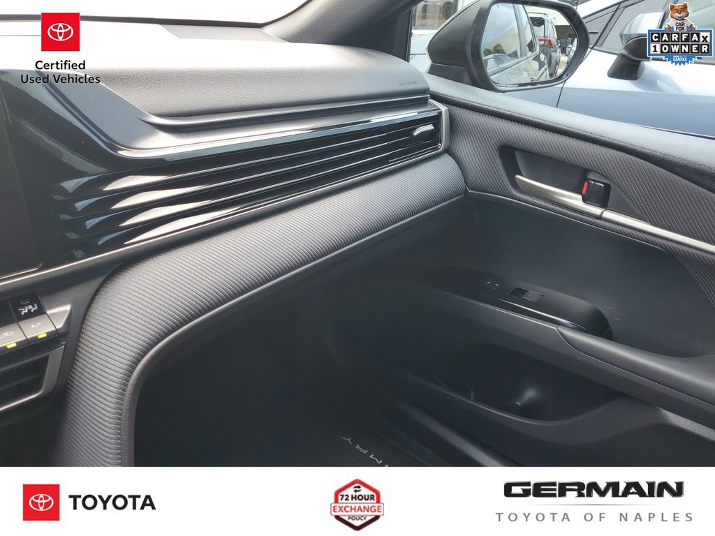 Used 2025 Toyota Camry SE w/ Convenience Package FWD image 36