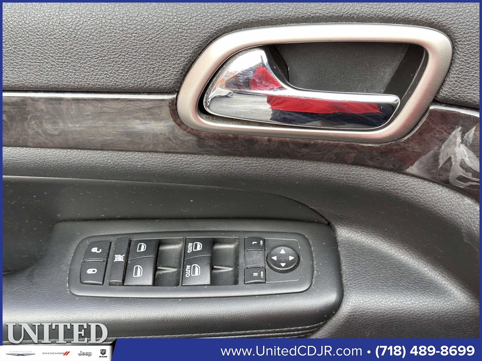 Used 2012 Jeep Grand Cherokee Altitude image 12
