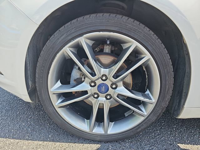 Used 2016 Ford Fusion Titanium image 33