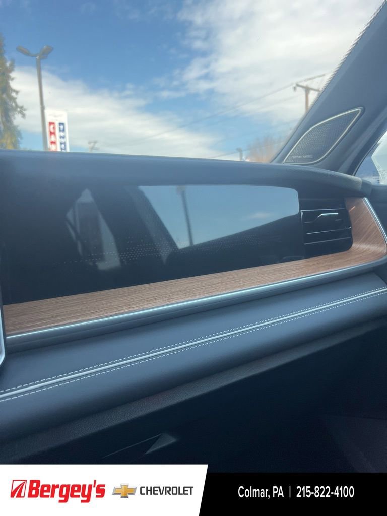 Used 2026 Volkswagen Tiguan SEL R-Line image 24