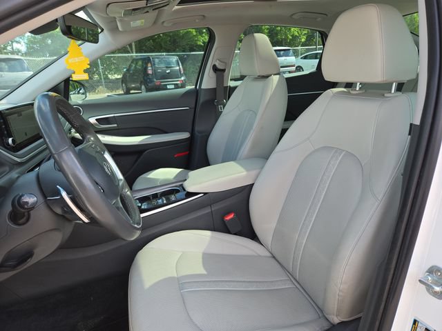 Certified 2022 Hyundai Sonata Limited w/ Preferred Accessory Package FWD image 22