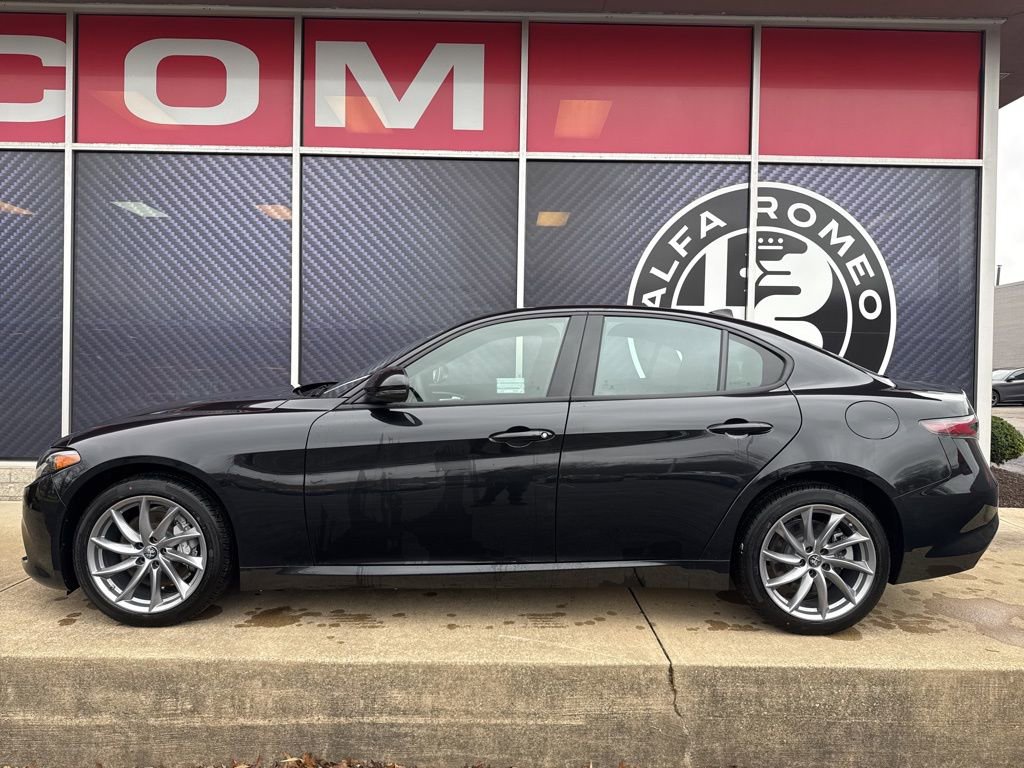 New 2026 Alfa Romeo Giulia AWD w/ Driving Assist Package image 9
