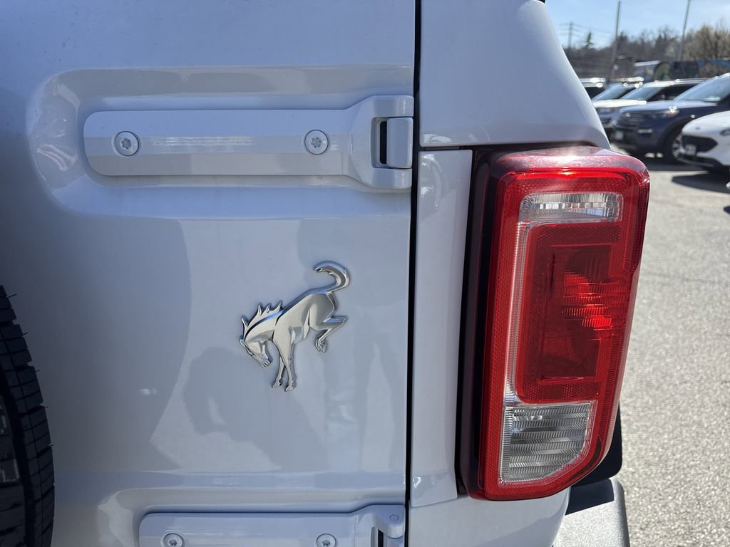New 2025 Ford Bronco 4-Door image 29