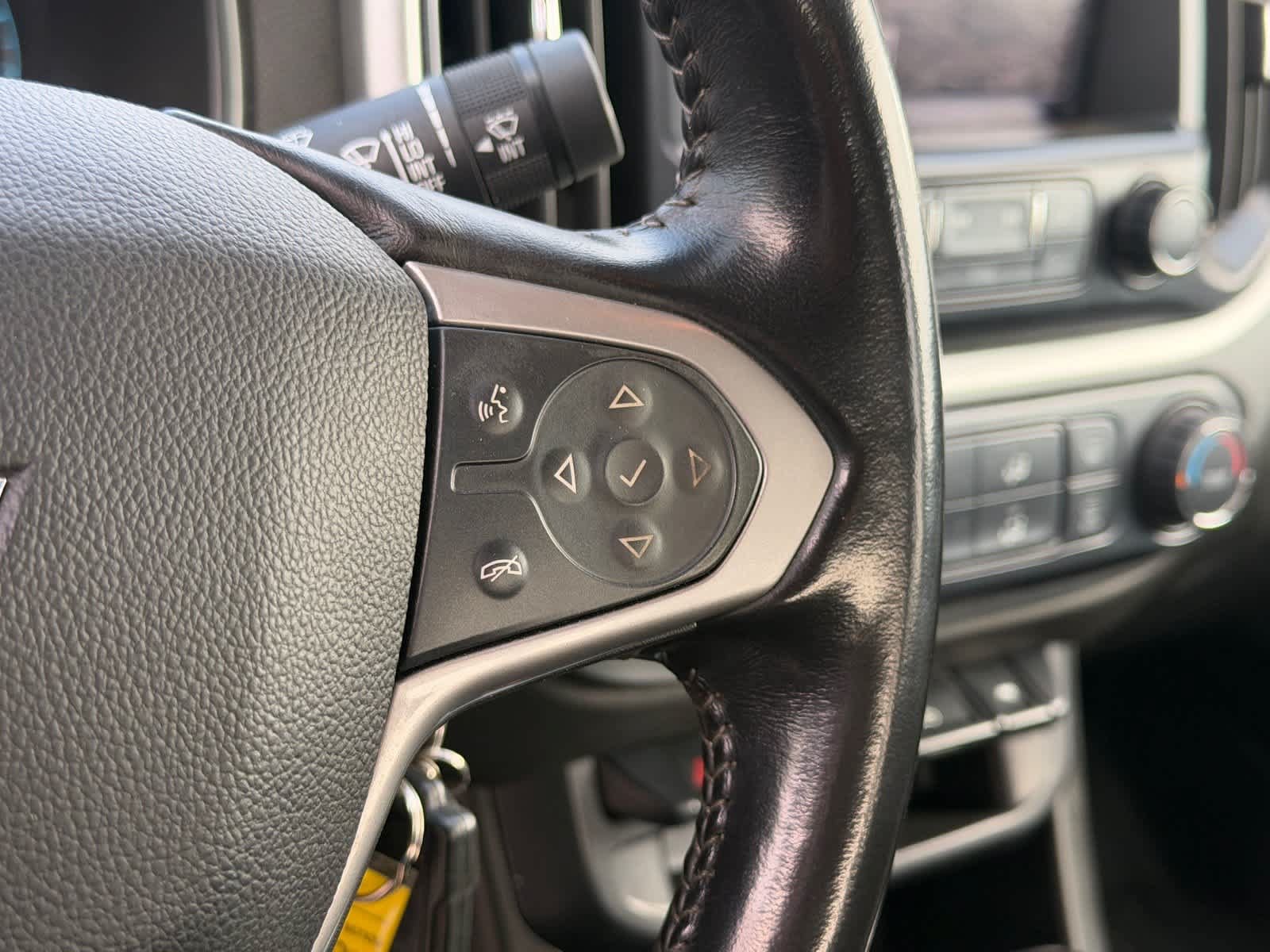 Used 2018 Chevrolet Colorado LT w/ LT Convenience Package RWD image 15