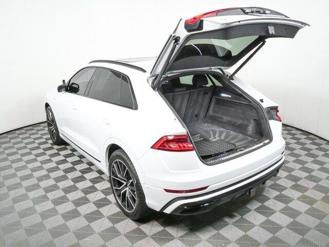 Used 2021 Audi Q8 Premium Plus w/ Premium Plus Package AWD/4WD image 39