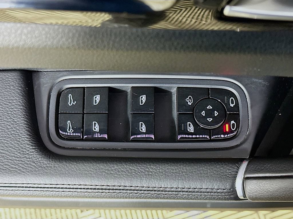 Used 2019 Porsche Cayenne Base image 22