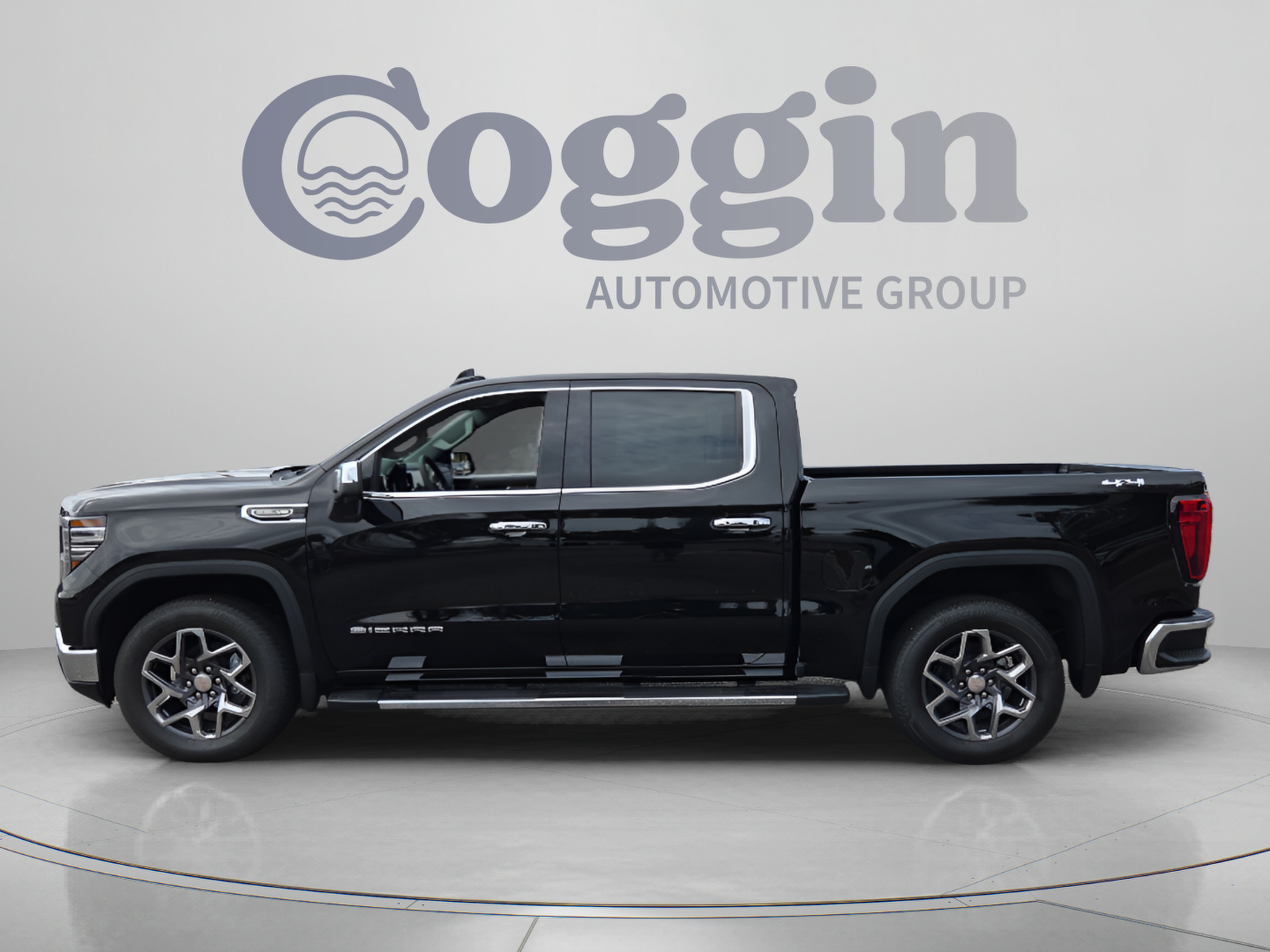 New 2026 GMC Sierra 1500 SLT w/ SLT Premium Plus Package AWD/4WD image 2