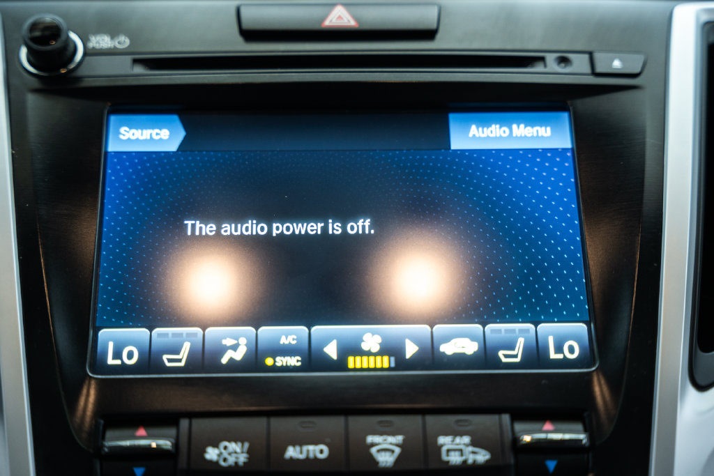 Used 2018 Acura TLX FWD image 21