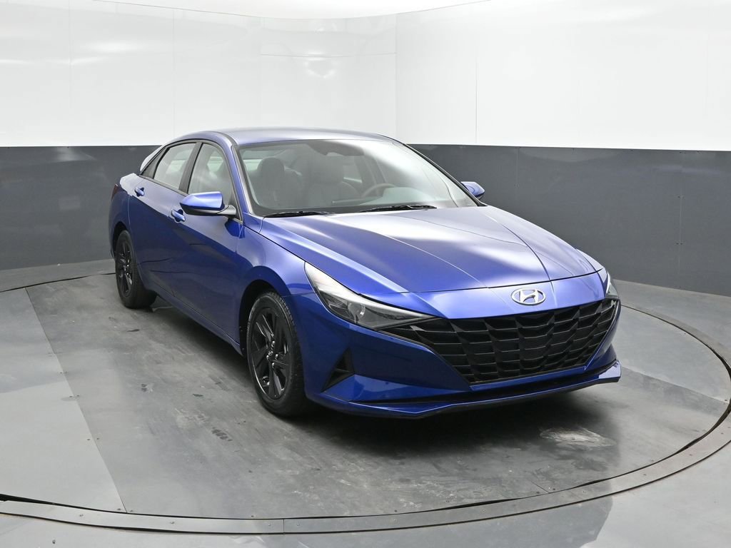 Used 2023 Hyundai Elantra SEL image 22