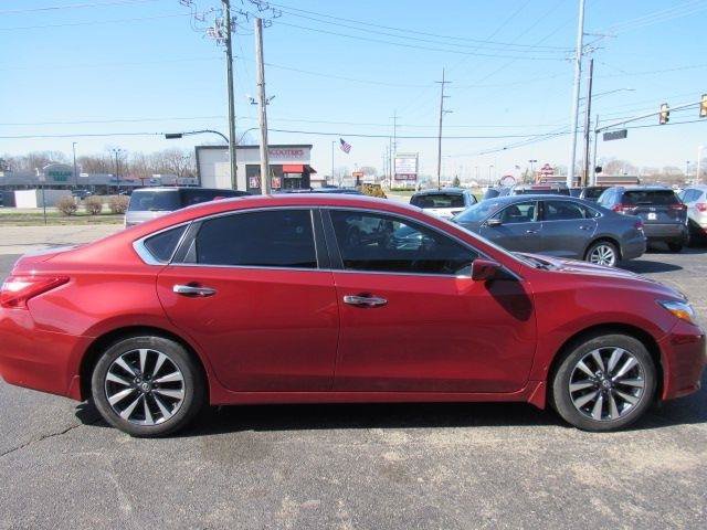 Used 2017 Nissan Altima 2.5 SV FWD image 8