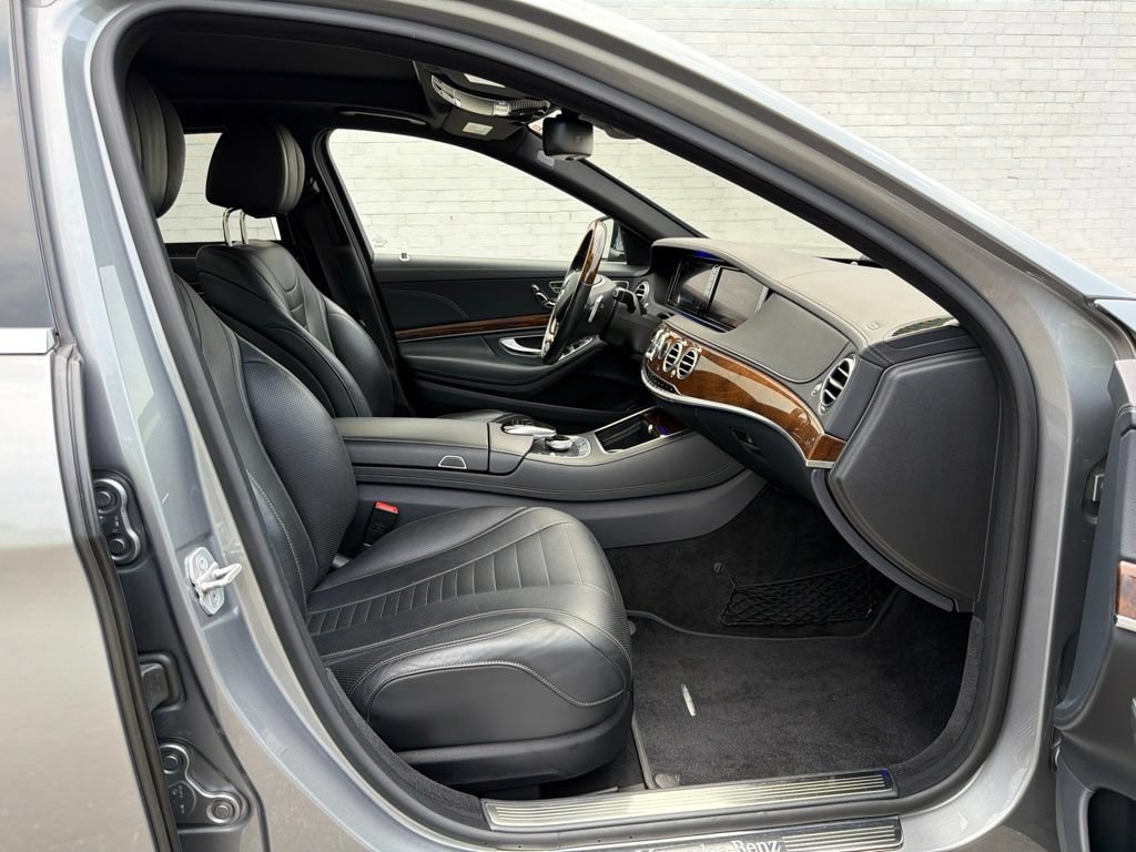 Used 2015 Mercedes-Benz S 550 4MATIC Sedan image 13
