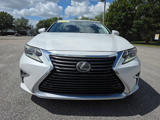 Used 2016 Lexus ES 350 w/ Premium Package w/Wood Trim FWD image 8