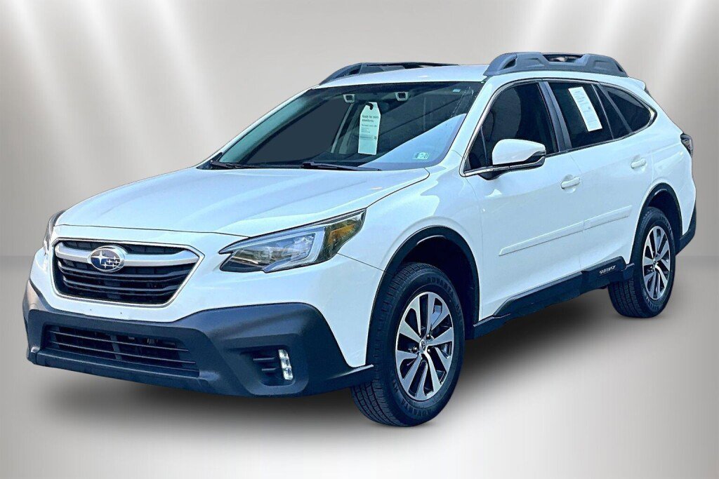 Certified 2022 Subaru Outback Premium AWD/4WD image 3