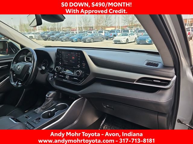 Used 2020 Toyota Highlander XLE image 36