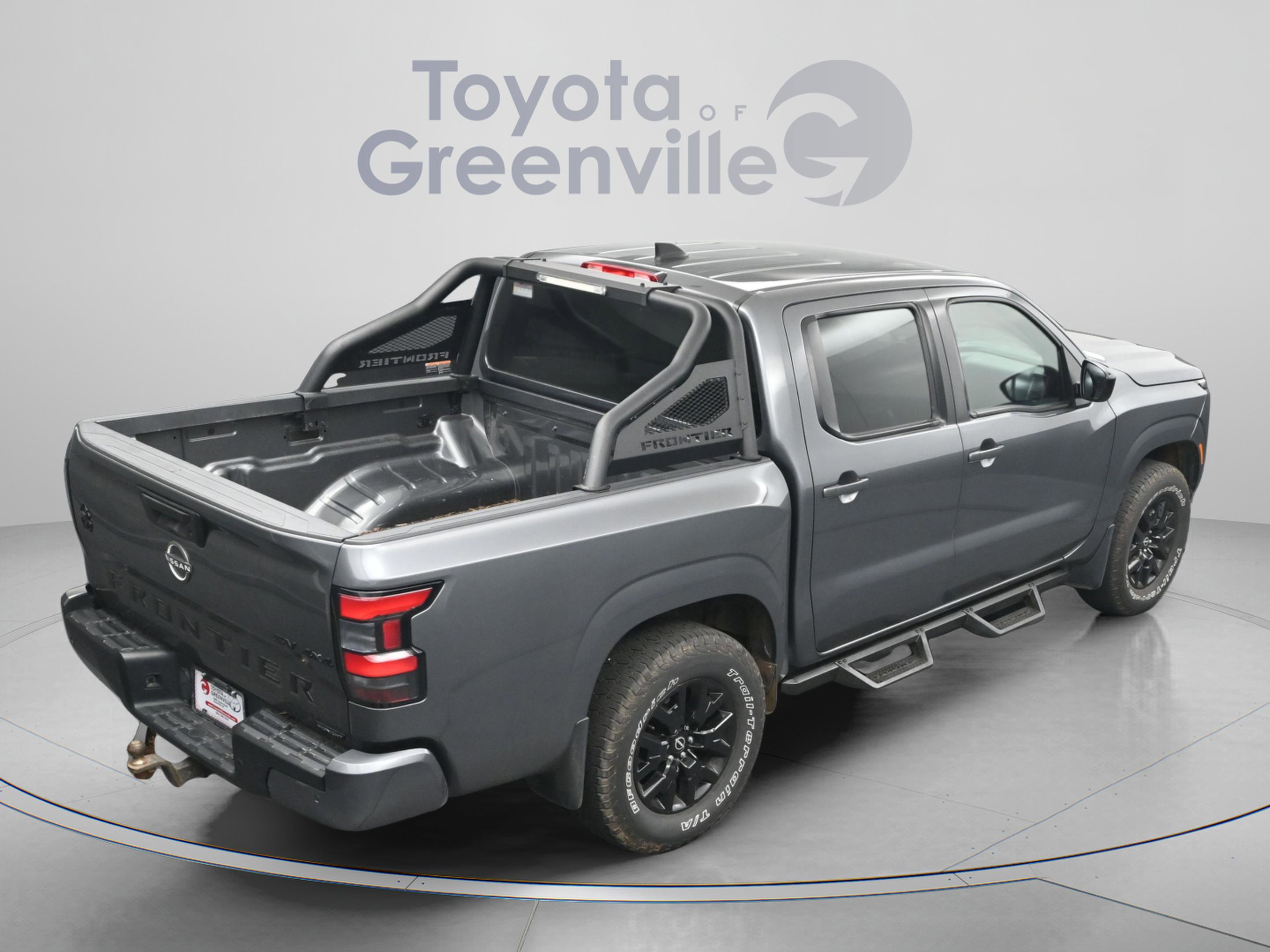 Used 2023 Nissan Frontier SV w/ Midnight Edition Package AWD/4WD image 14
