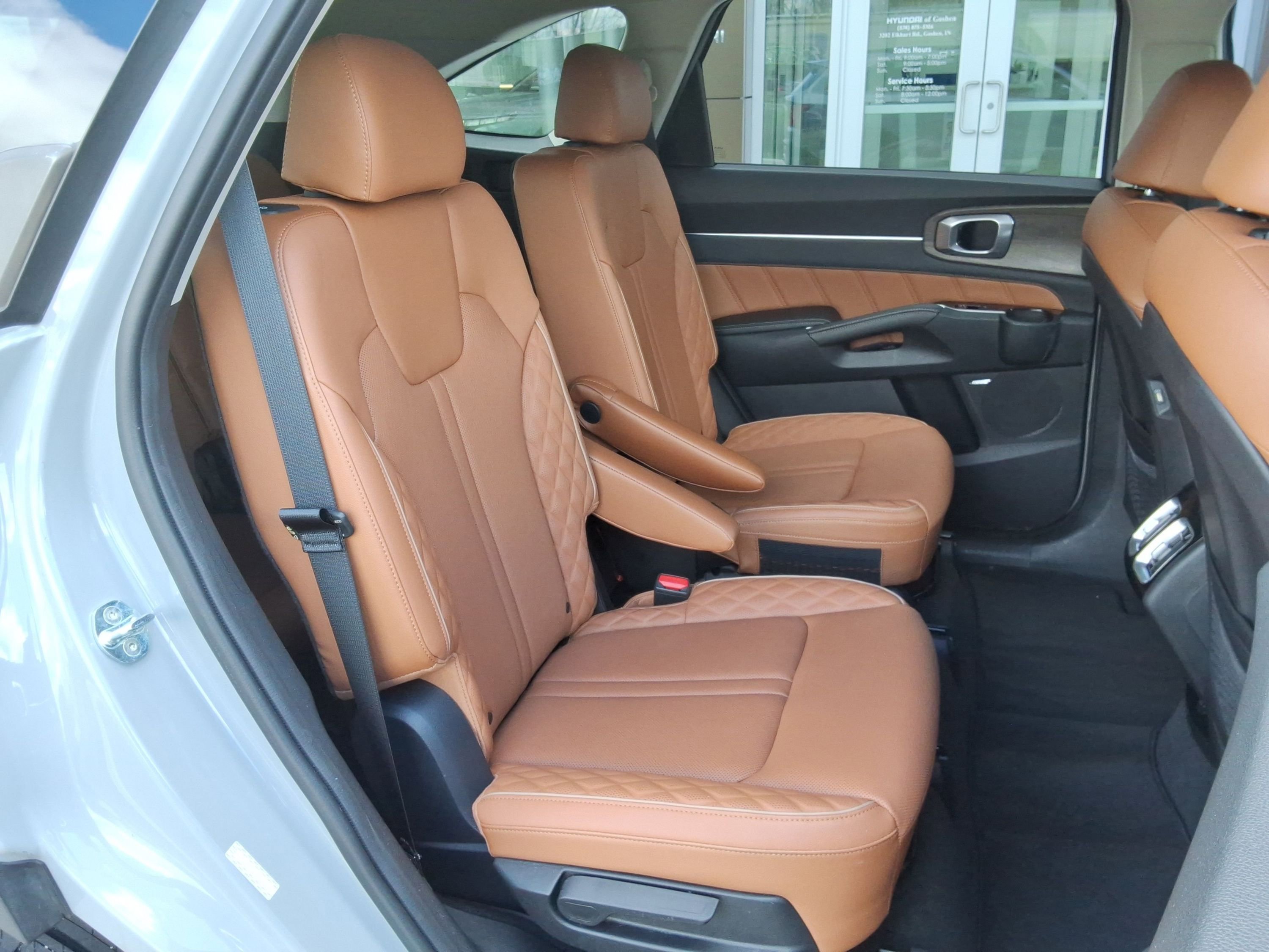 Used 2022 Kia Sorento SX Prestige w/ Rust Color Package image 34