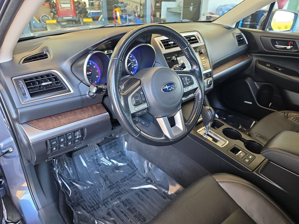 Used 2016 Subaru Outback 2.5i Limited AWD/4WD image 10