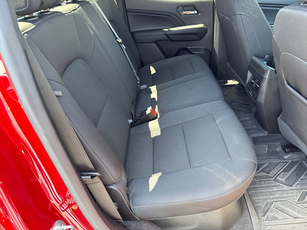 Used 2023 Chevrolet Colorado LT AWD/4WD image 17