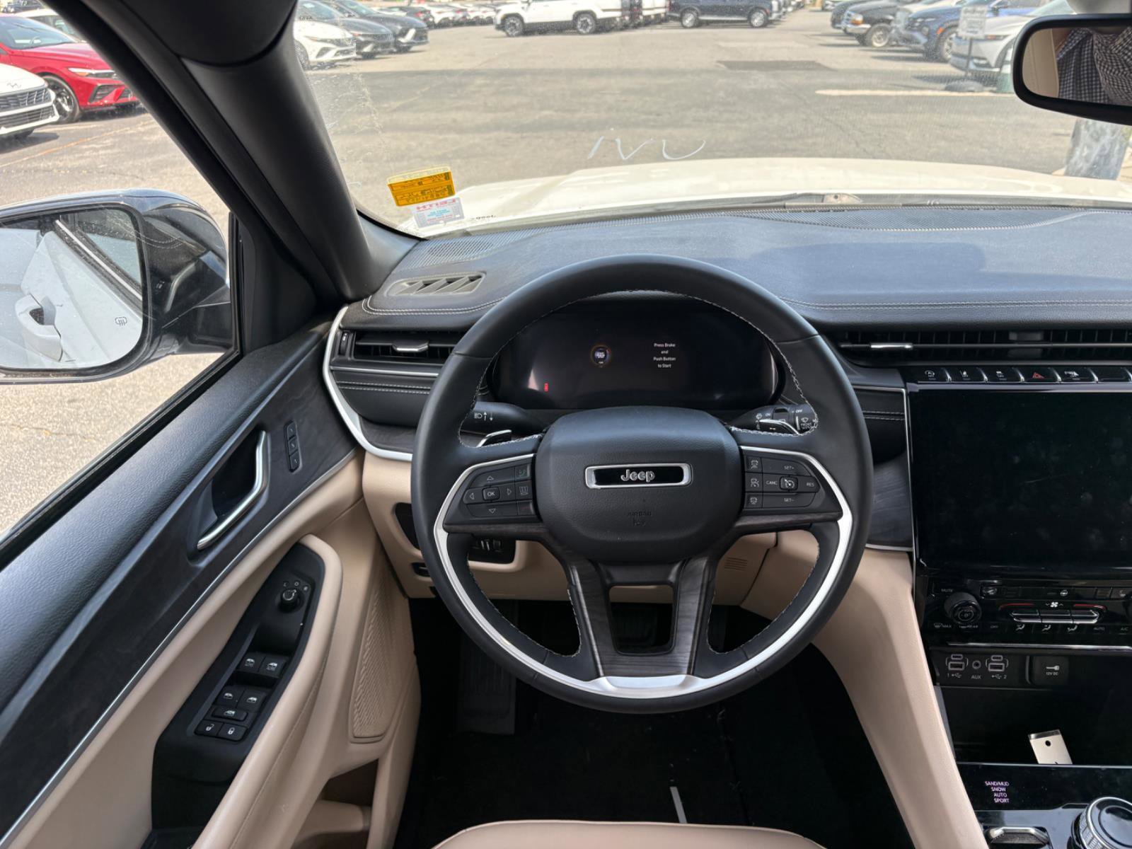 Used 2023 Jeep Grand Cherokee L Limited AWD/4WD image 22