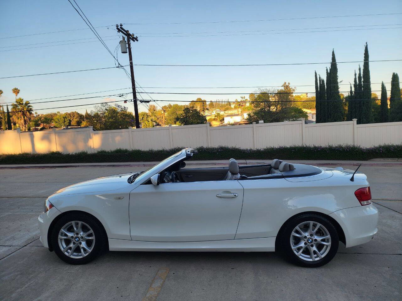 Used 2008 BMW 128i Convertible image 36