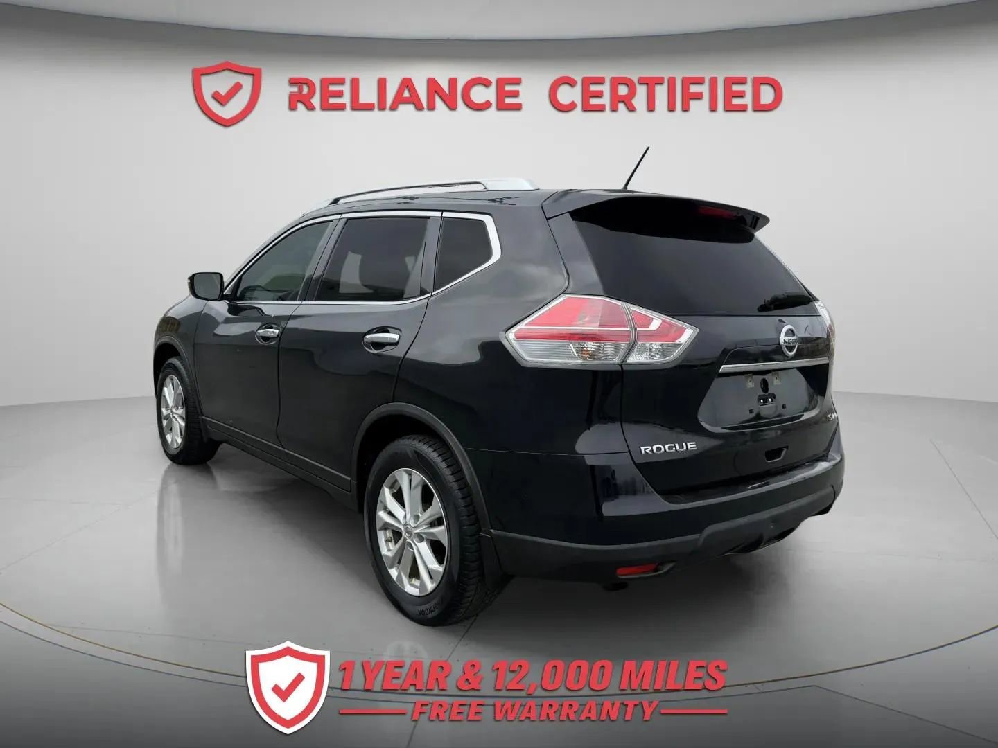 Used 2015 Nissan Rogue SV AWD/4WD image 4