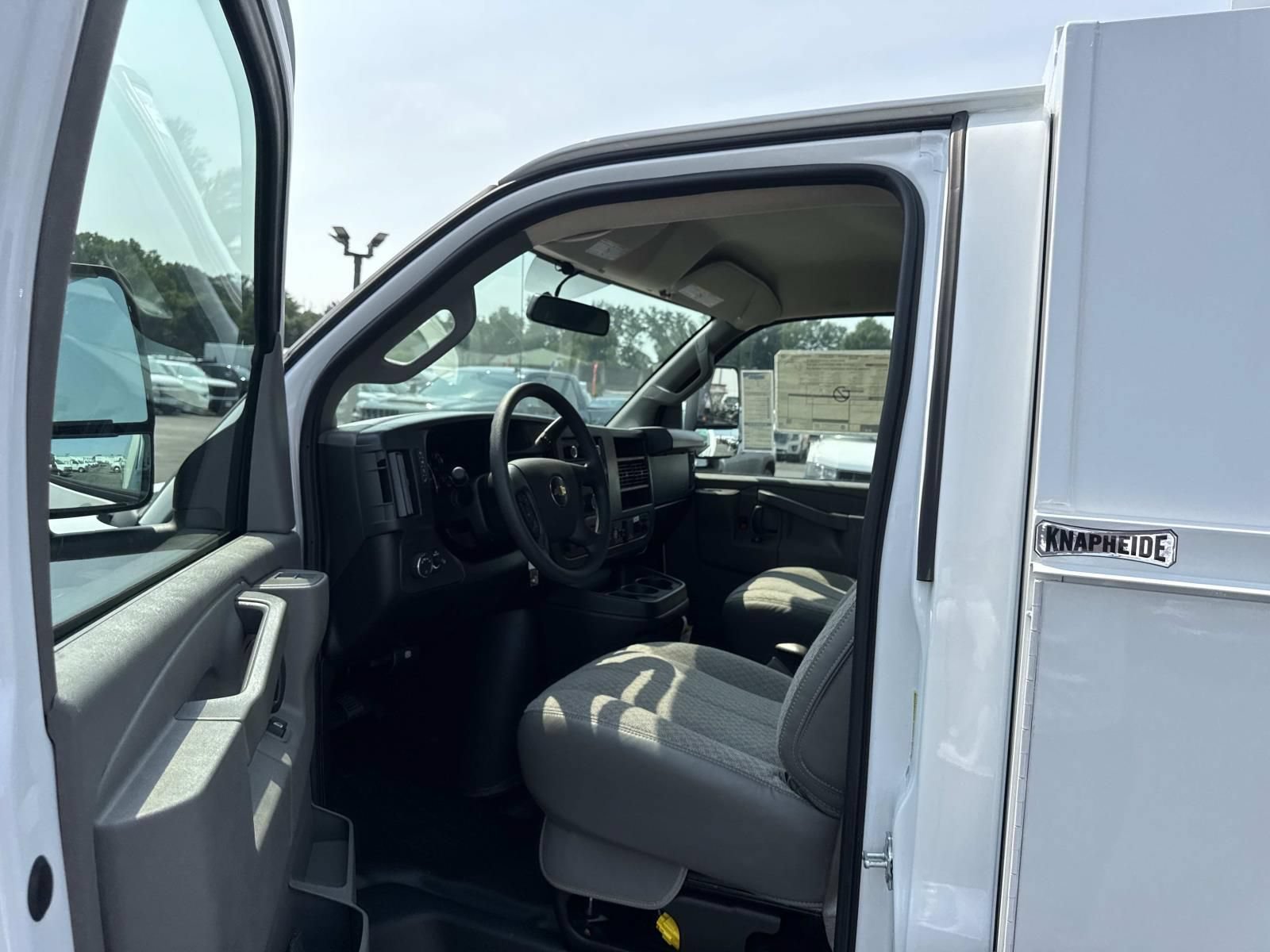 New 2026 Chevrolet Express 3500 w/ Power Convenience Package RWD image 17