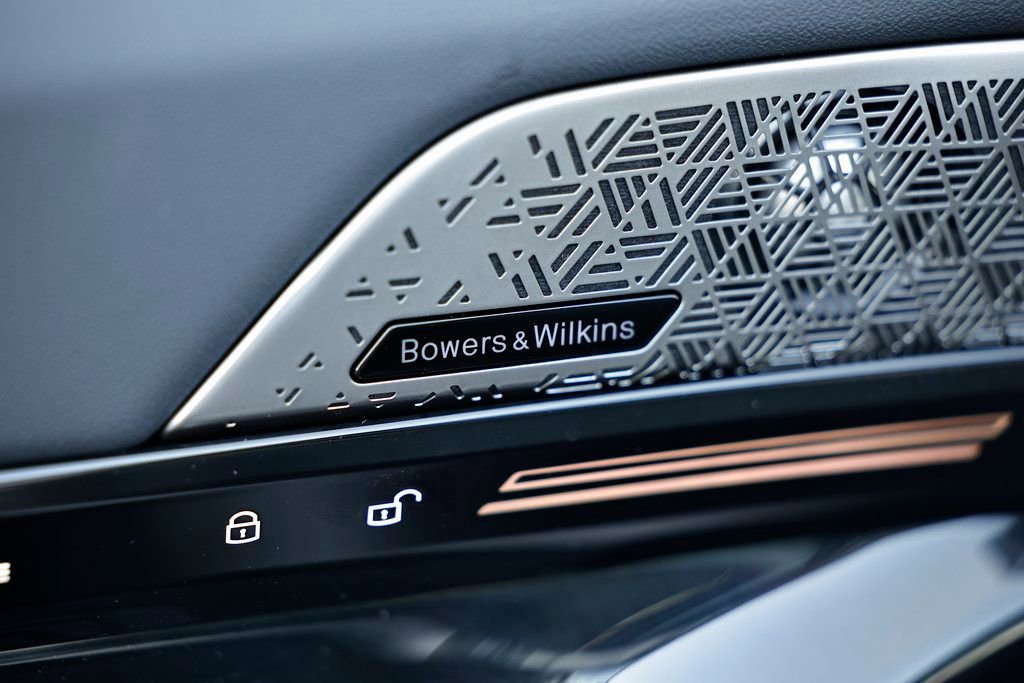 New 2026 BMW 530i w/ Premium Package image 15