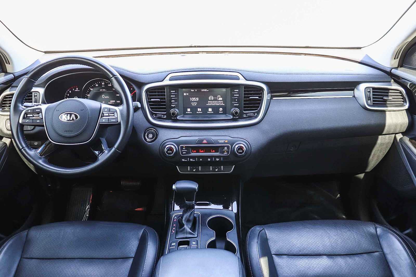 Used 2019 Kia Sorento EX image 16