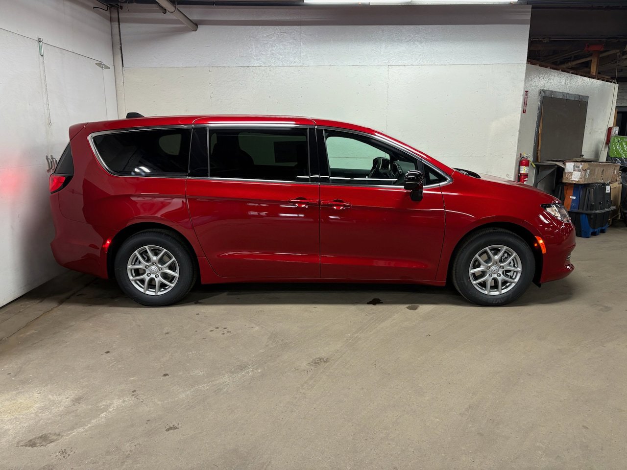 New 2026 Chrysler Voyager LX FWD image 4