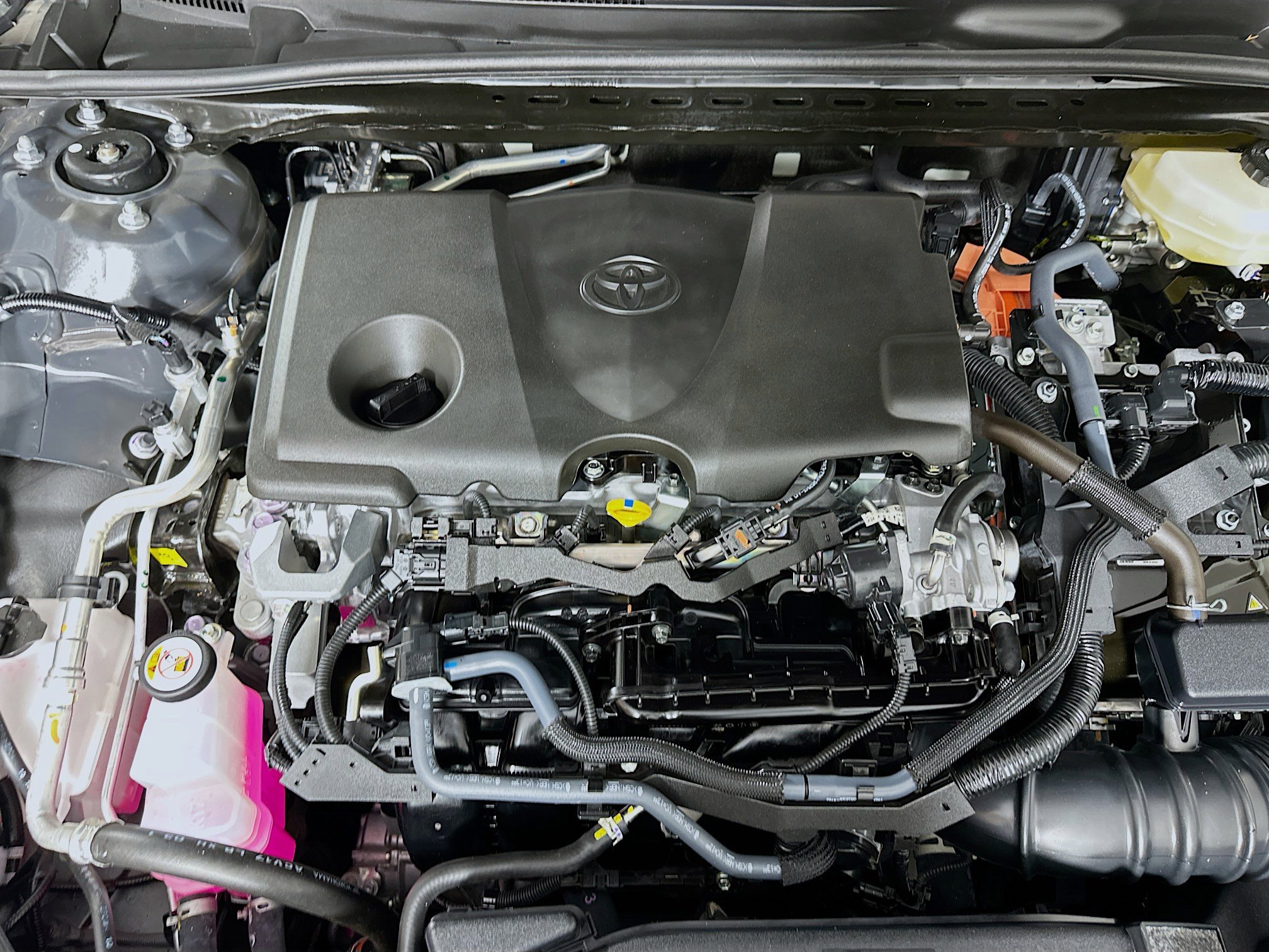 Used 2025 Toyota Camry LE image 32