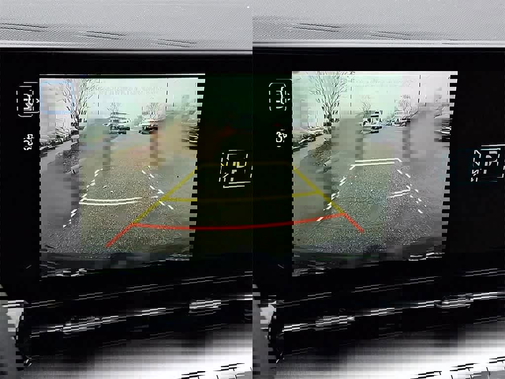 Used 2025 Hyundai Kona SEL image 17