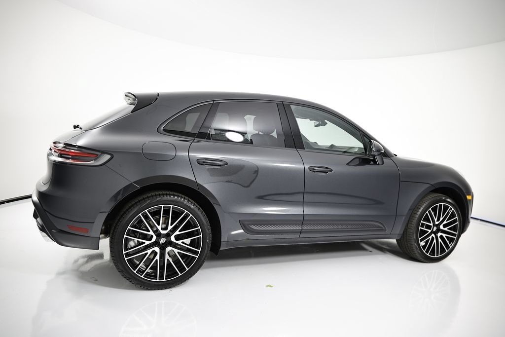 New 2026 Porsche Macan AWD/4WD image 7