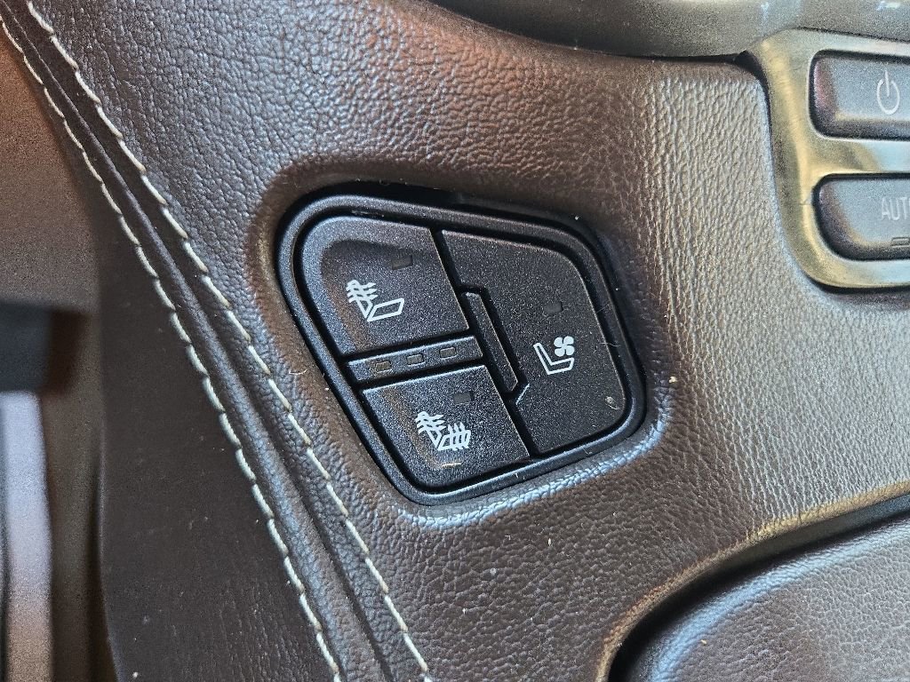 Used 2018 Chevrolet Tahoe Premier AWD/4WD image 60