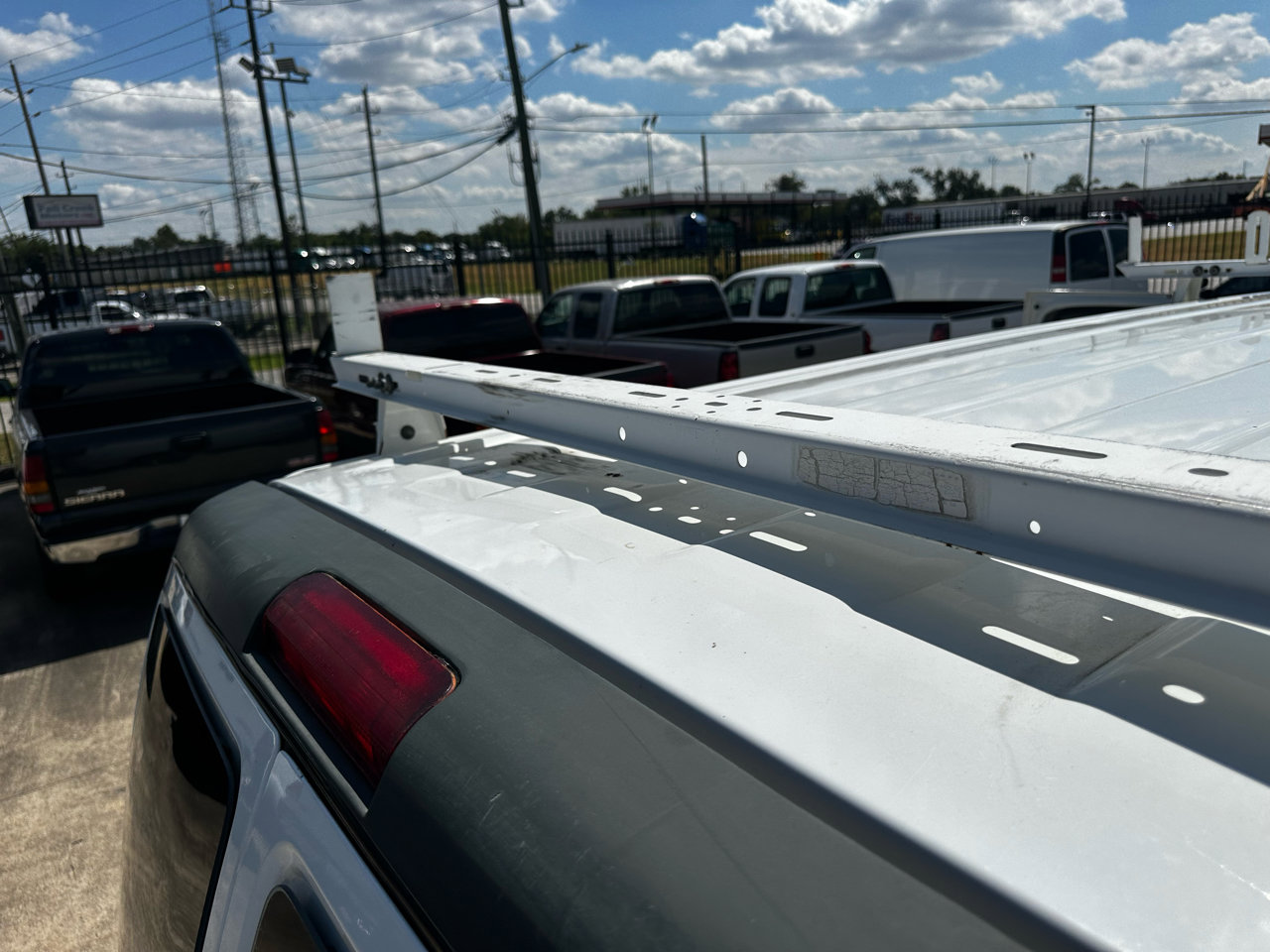 Used 2001 Chevrolet Express 1500 image 40