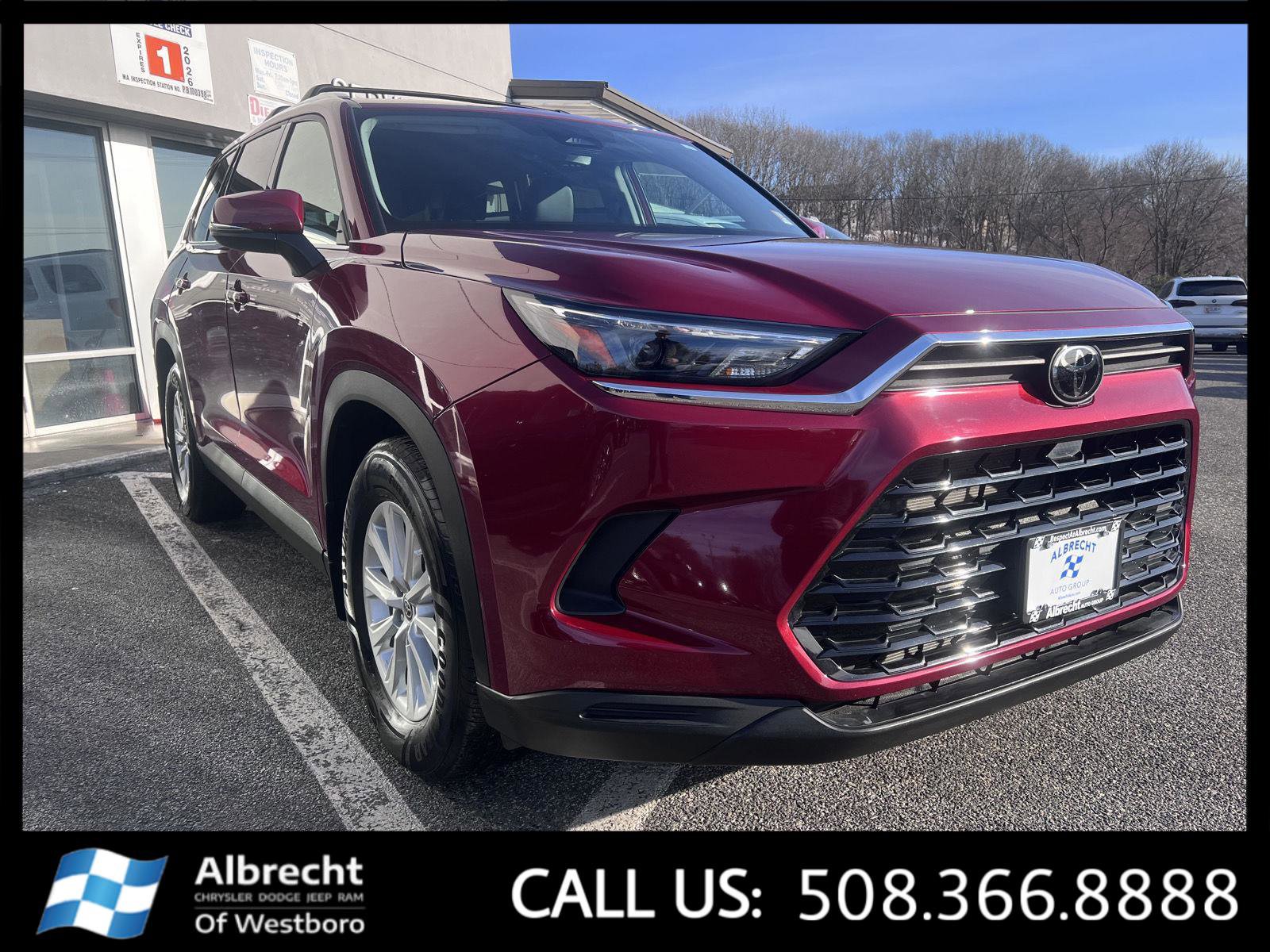 Used 2024 Toyota Grand Highlander XLE image 7