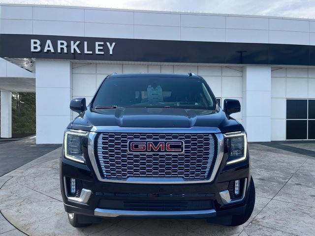 Used 2022 GMC Yukon Denali w/ Advanced Technology Package image 8