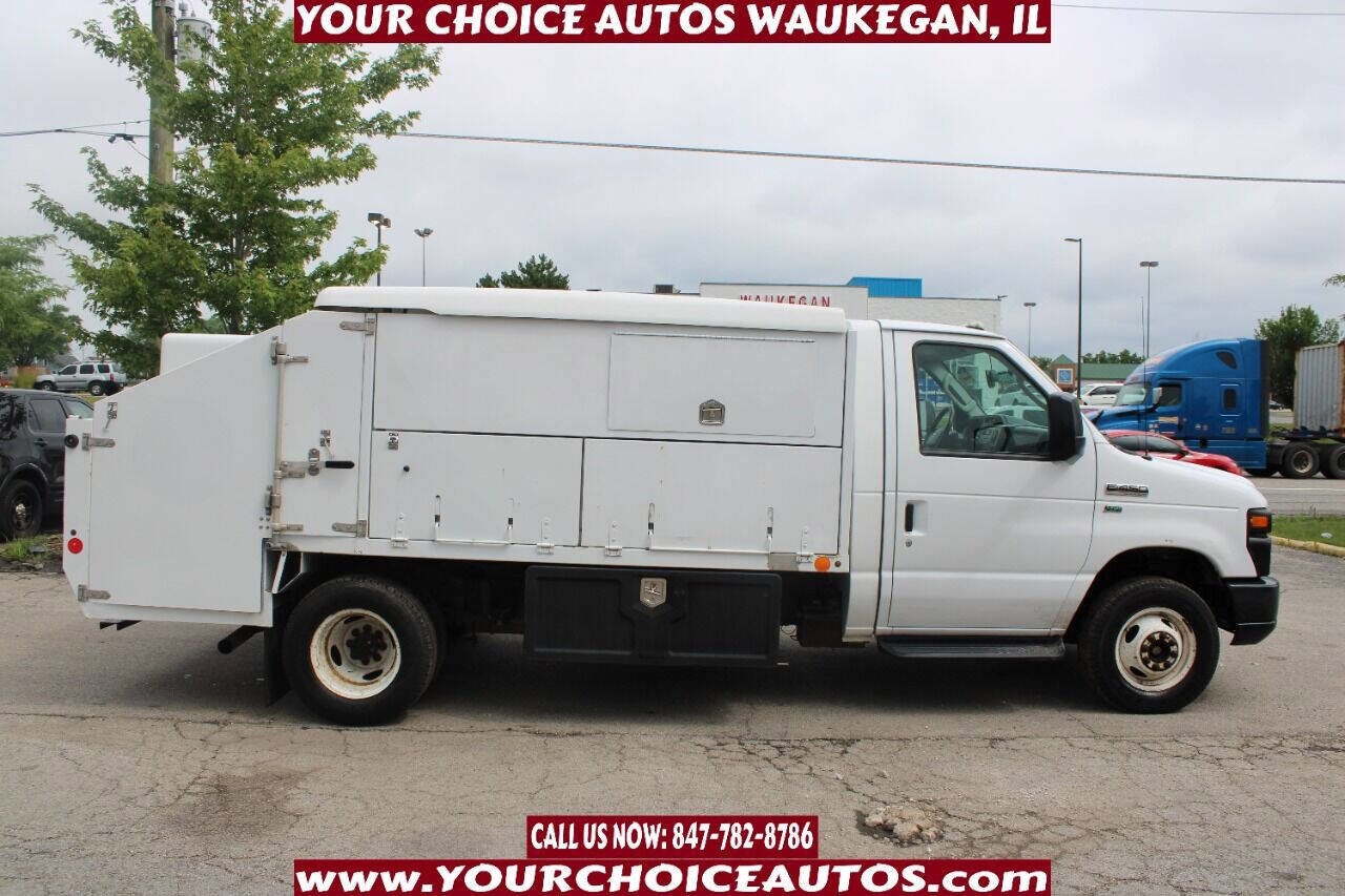 Used 2012 Ford E-450 and Econoline 450 Super Duty image 6