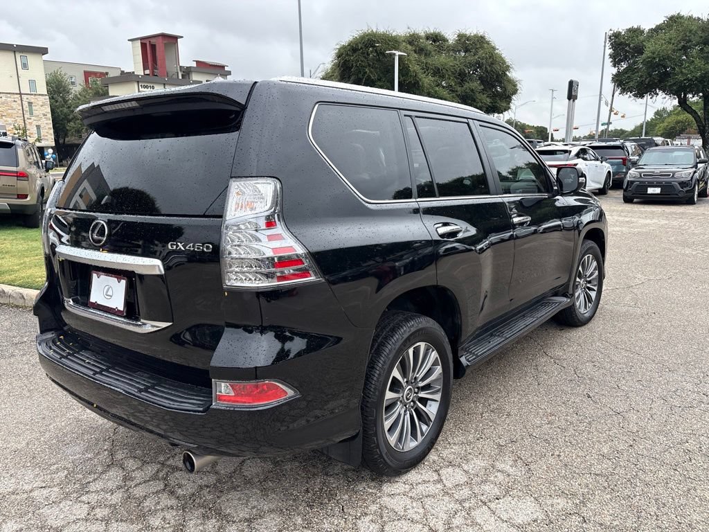 Certified 2022 Lexus GX 460 Luxury w/ Off Road Package AWD/4WD image 5