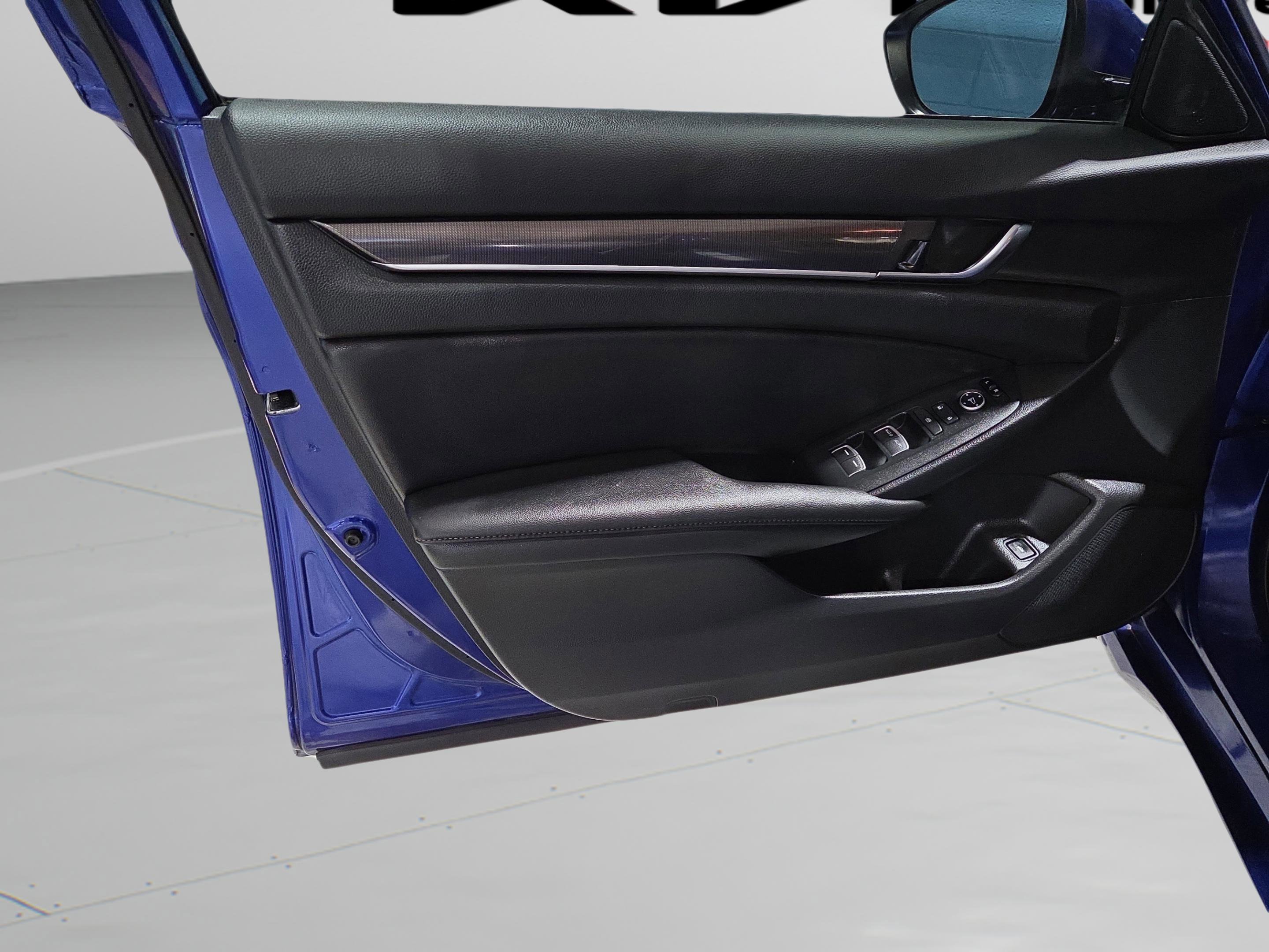 Used 2019 Honda Accord Sport image 26