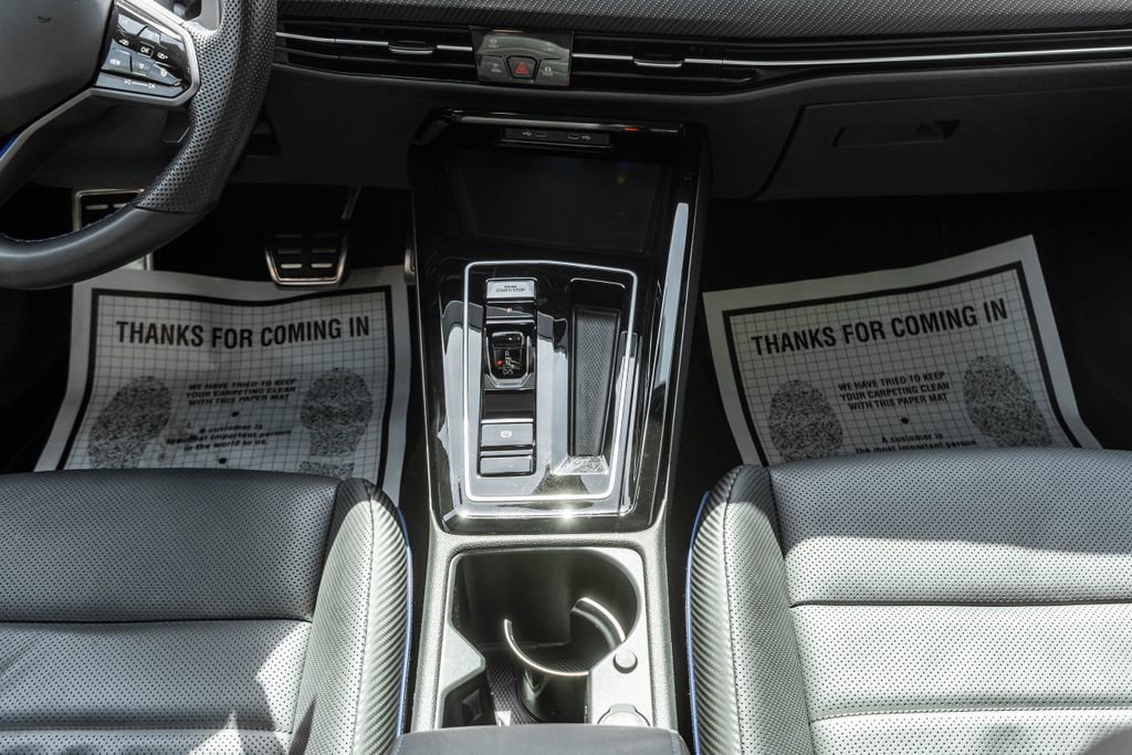 Used 2024 Volkswagen Golf R image 12