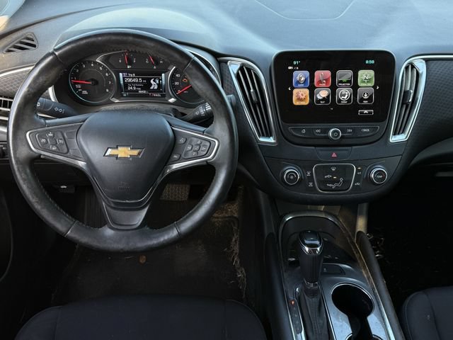 Used 2017 Chevrolet Malibu LT FWD image 11