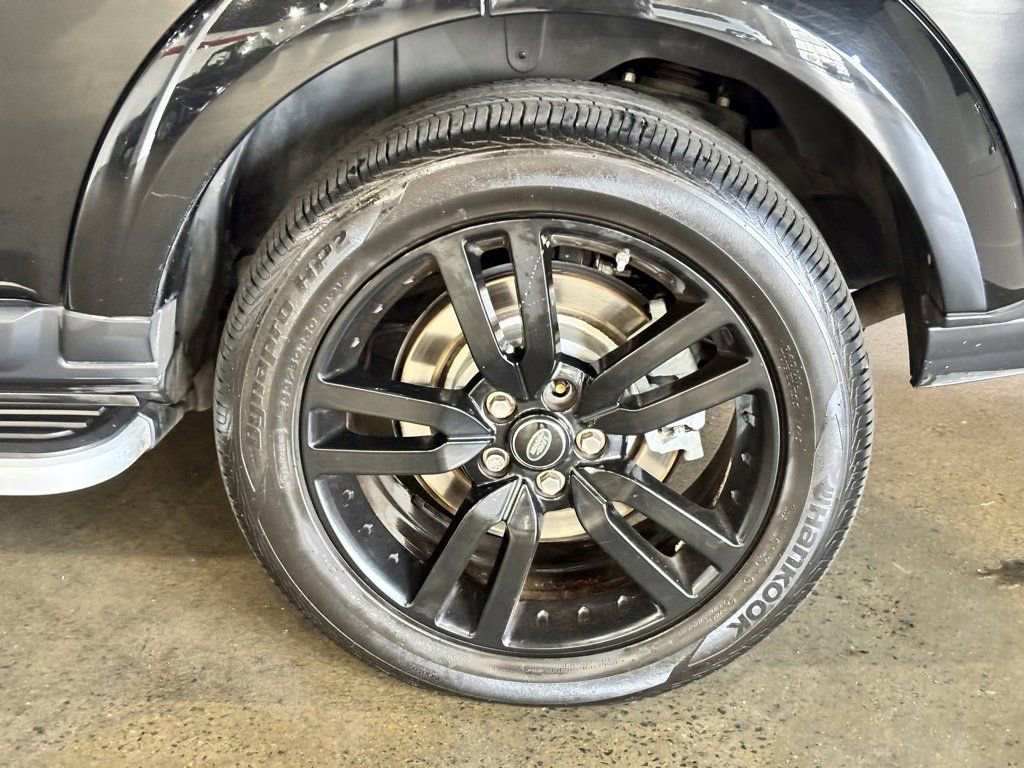 Used 2015 Land Rover LR4 HSE LUX image 38