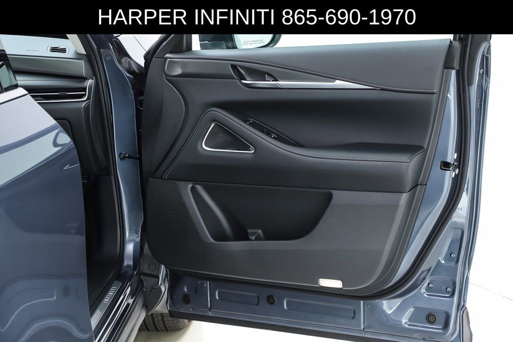 Certified 2026 INFINITI QX60 Luxe w/ Cargo Package AWD/4WD image 32