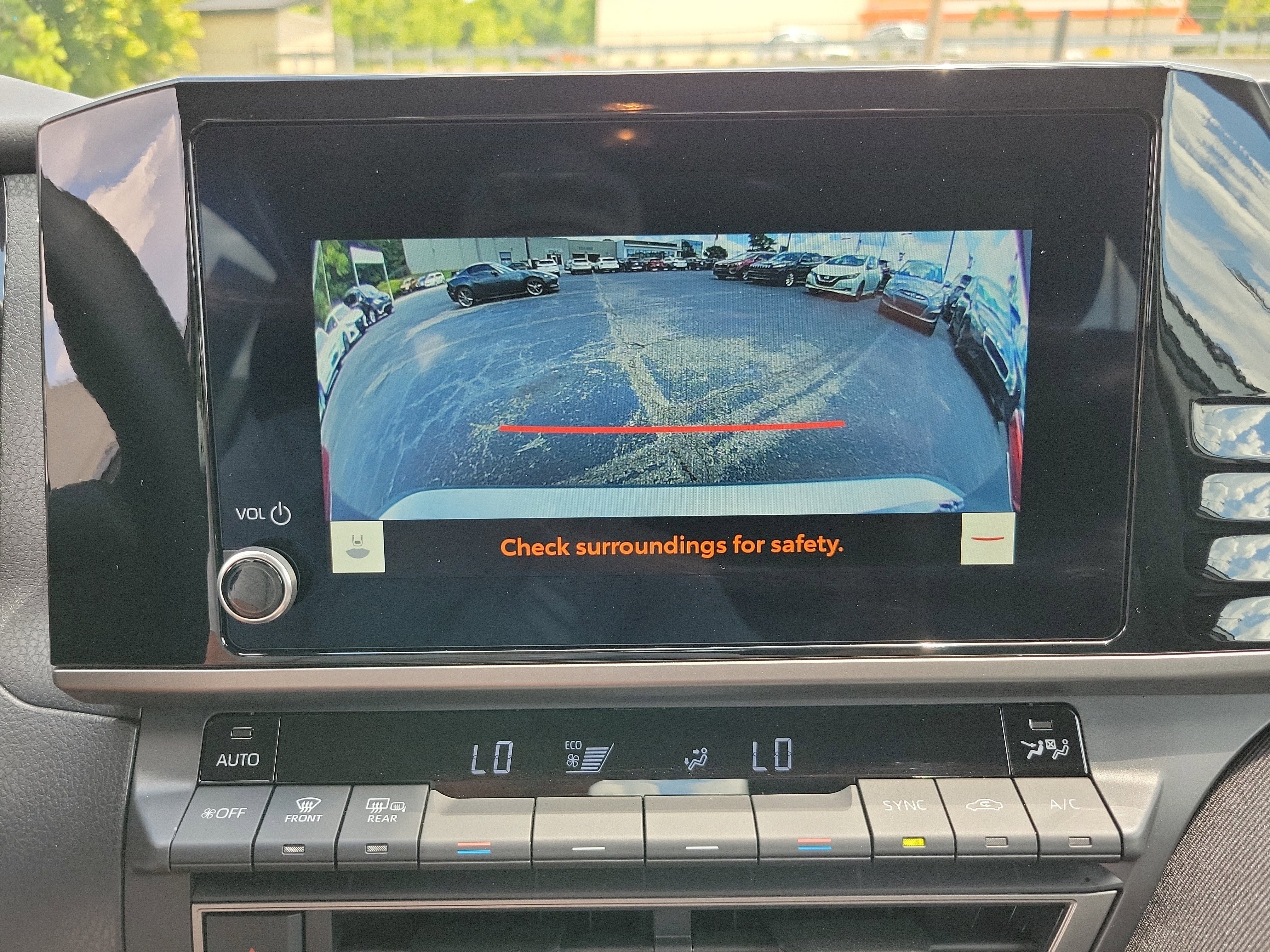 Used 2025 Toyota Camry LE image 15