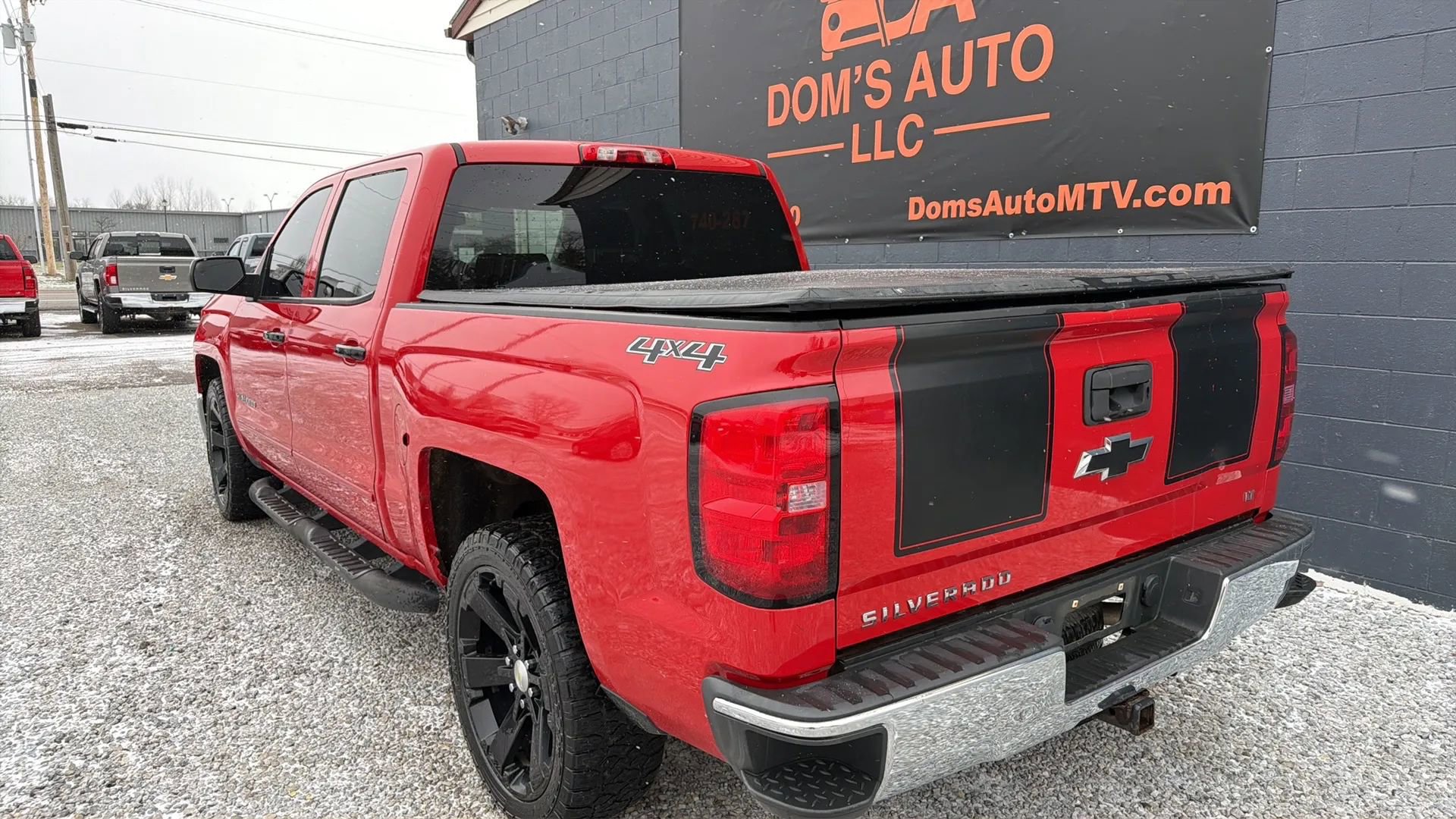 Used 2015 Chevrolet Silverado 1500 LT w/ Rally 2 Edition image 3