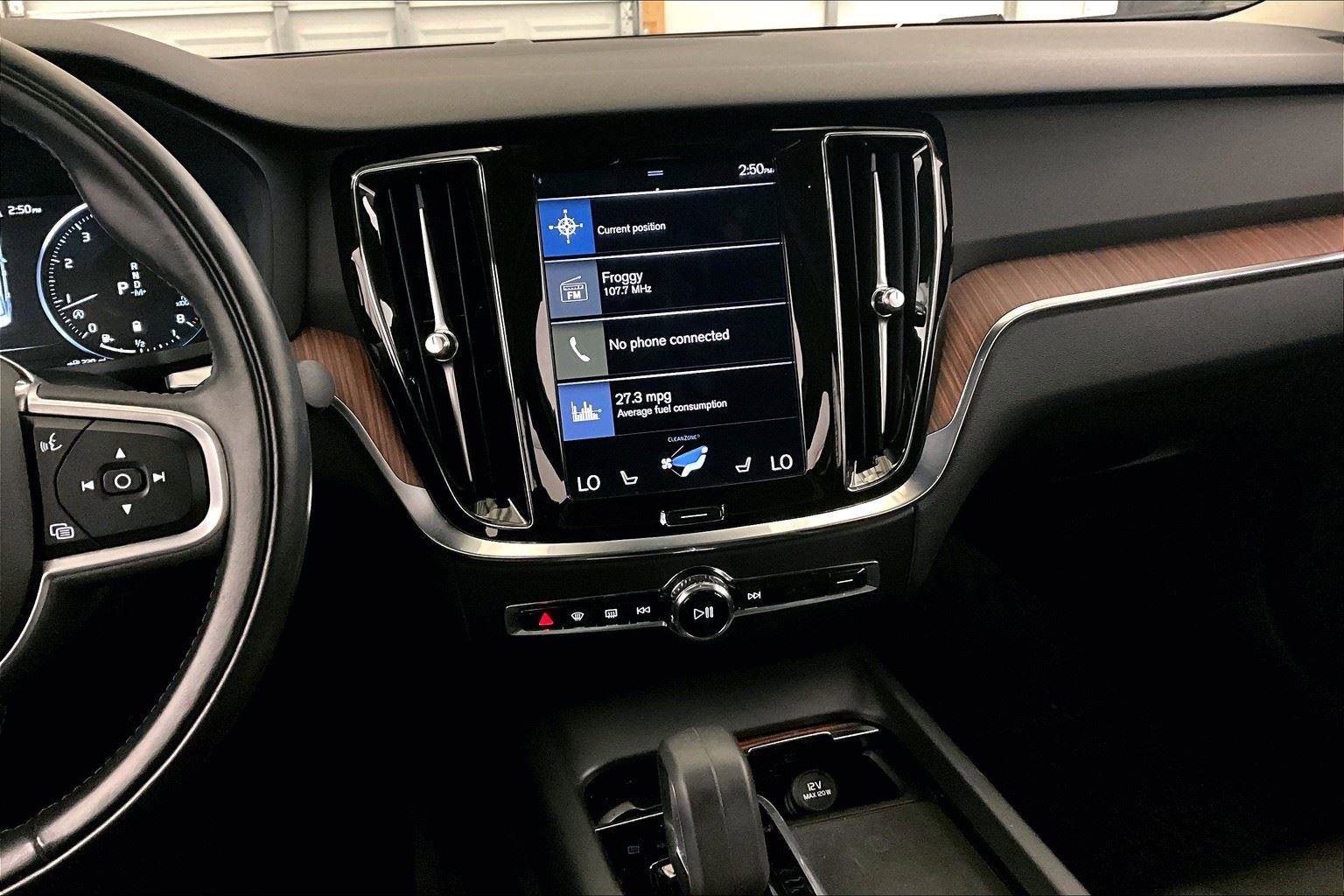 Used 2022 Volvo S60 B5 Momentum w/ Advanced Package image 6