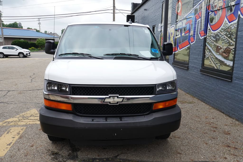 Used 2025 Chevrolet Express 3500 LS RWD image 17